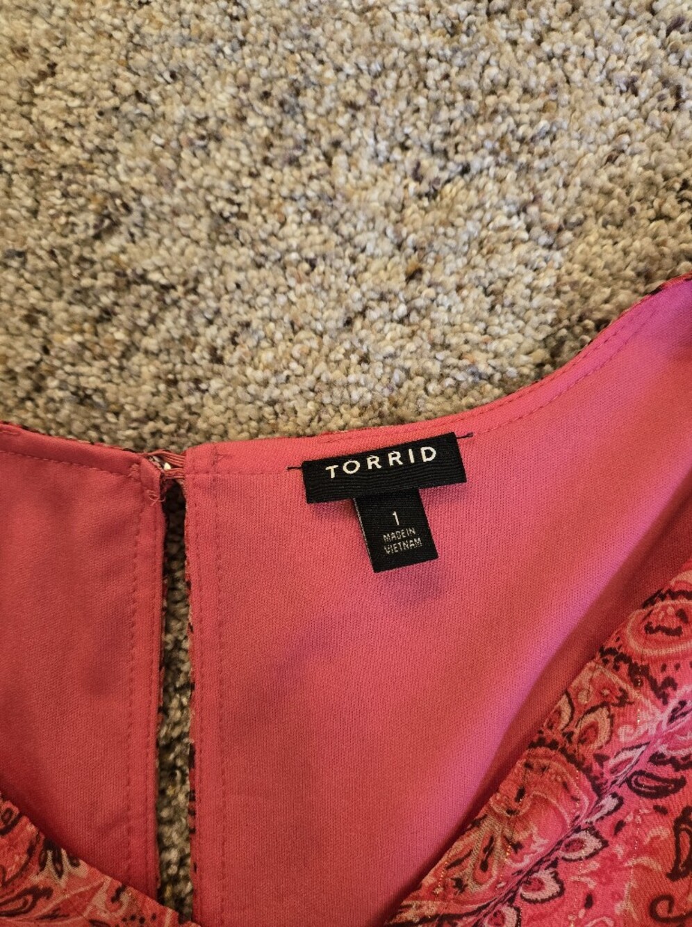Torrid Pink Paisley Babydoll Mini Dress Size 1 Boho Sheer Sleeve Lined - Picture 13 of 14